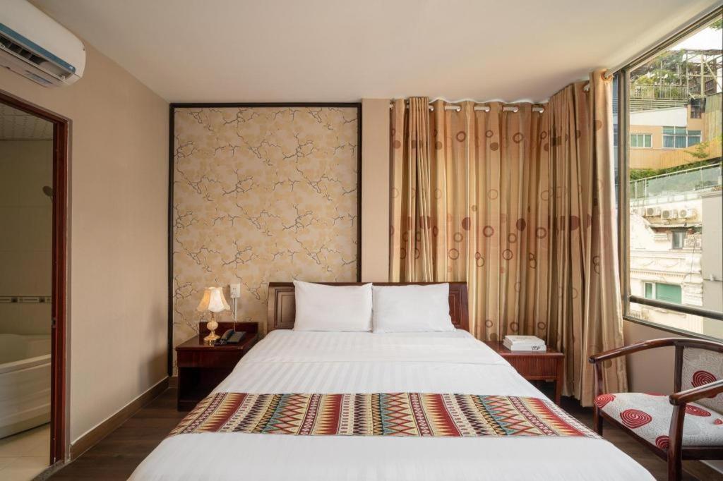 Daystar Ben Thanh Khách sạn 3*